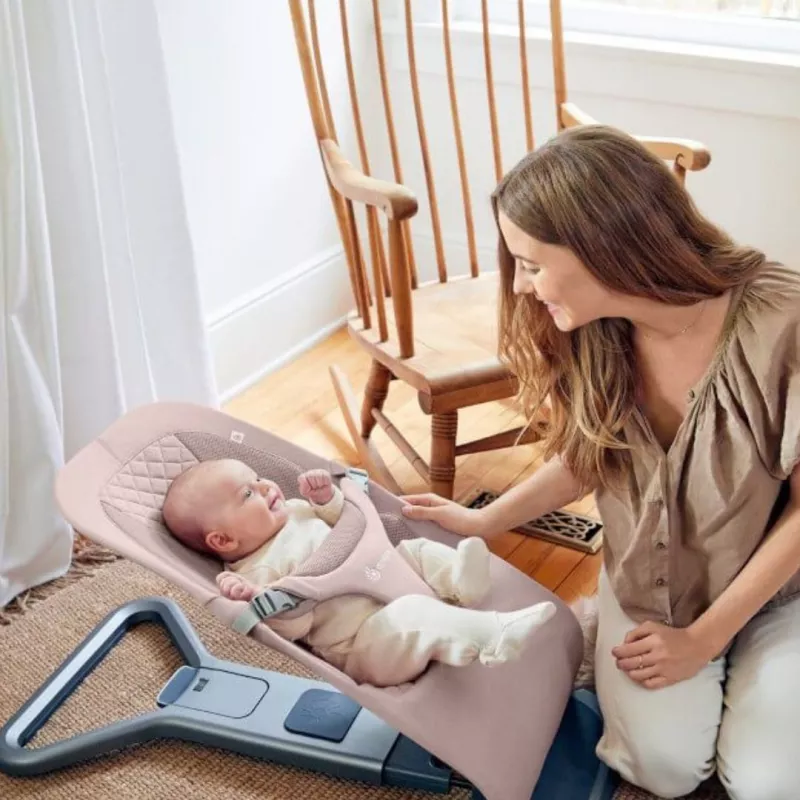 Ergobaby Hamaca 3 en 1 Evolve rosa lifestyle