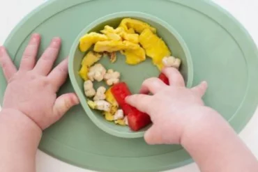 Tendencias de nombres de bebés 2025 en España